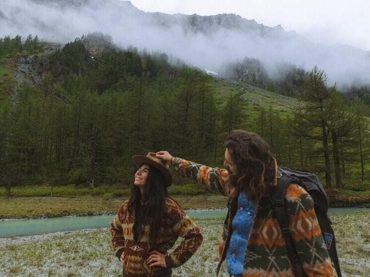 Чем различается понятие «база» в отношениях для женщин разных возрастов