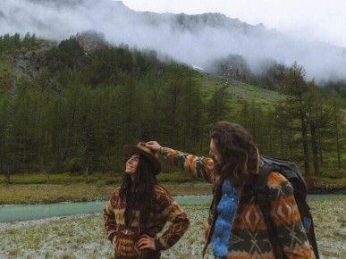 Чем различается понятие «база» в отношениях для женщин разных возрастов