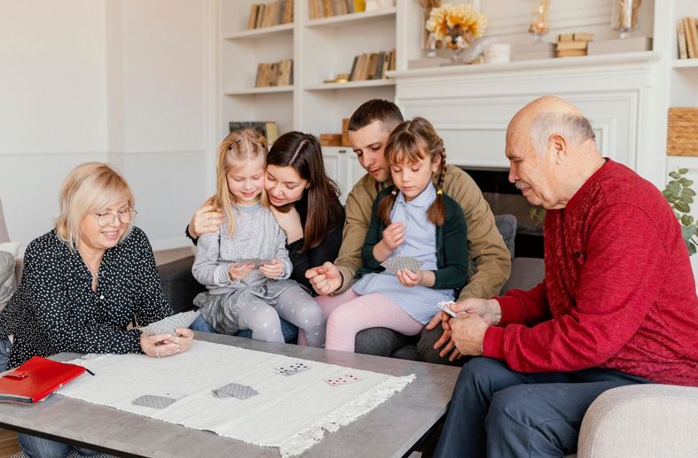 Как справиться с контролем родителей и установить границы в отношениях