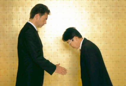 Этика общения: забытые правила на рабочем месте