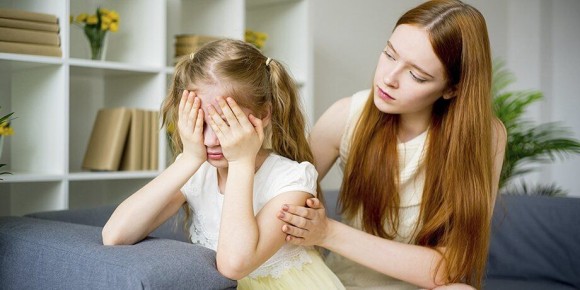 Как синдром старшей дочери изменяет жизнь и отношения