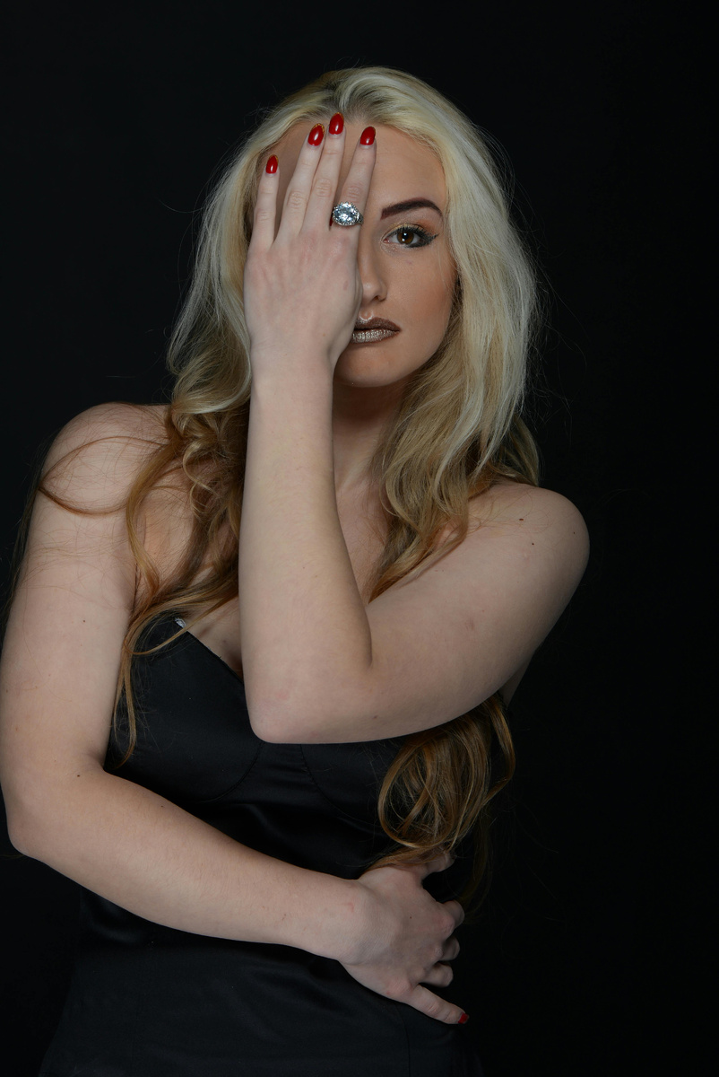 Не спешите говорить спасибо: мудрость комплимента и его обратная сторона