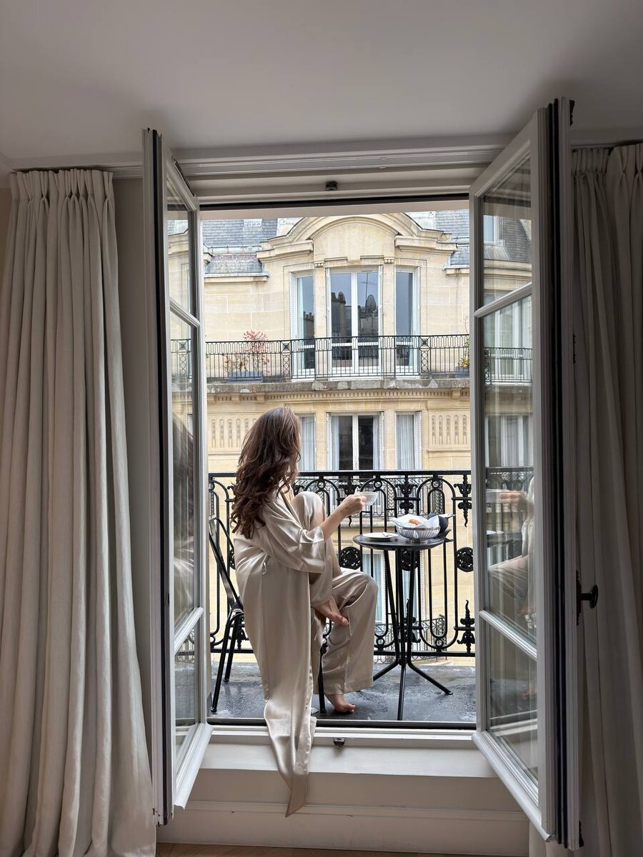 Париж: Город Любви, Вдохновения и Необычных Встреч