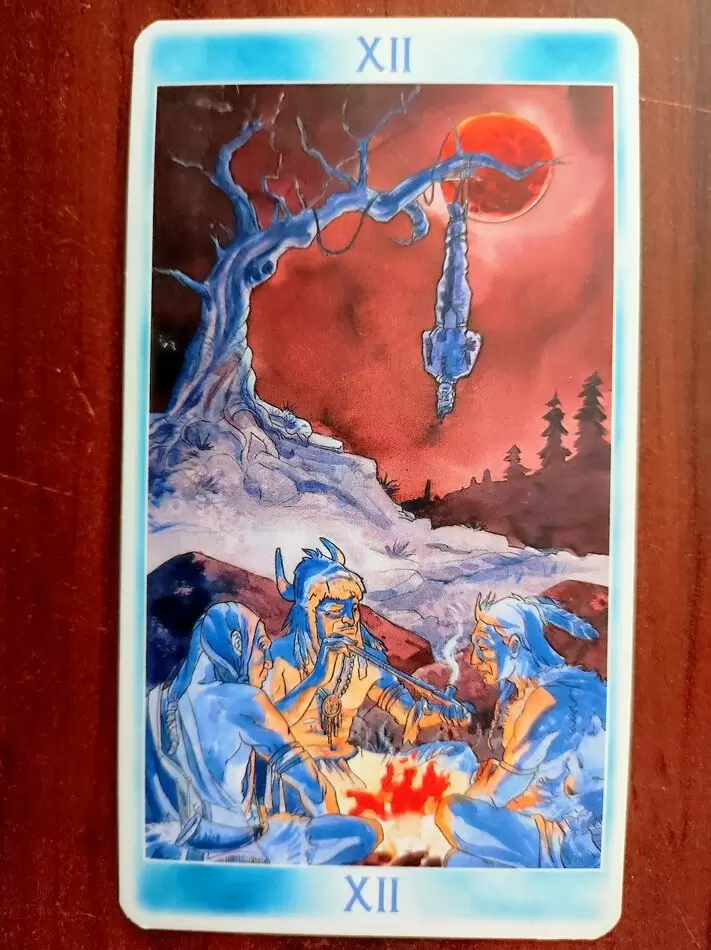 Понимание темной ночи души через призму аркана "Повешенный"