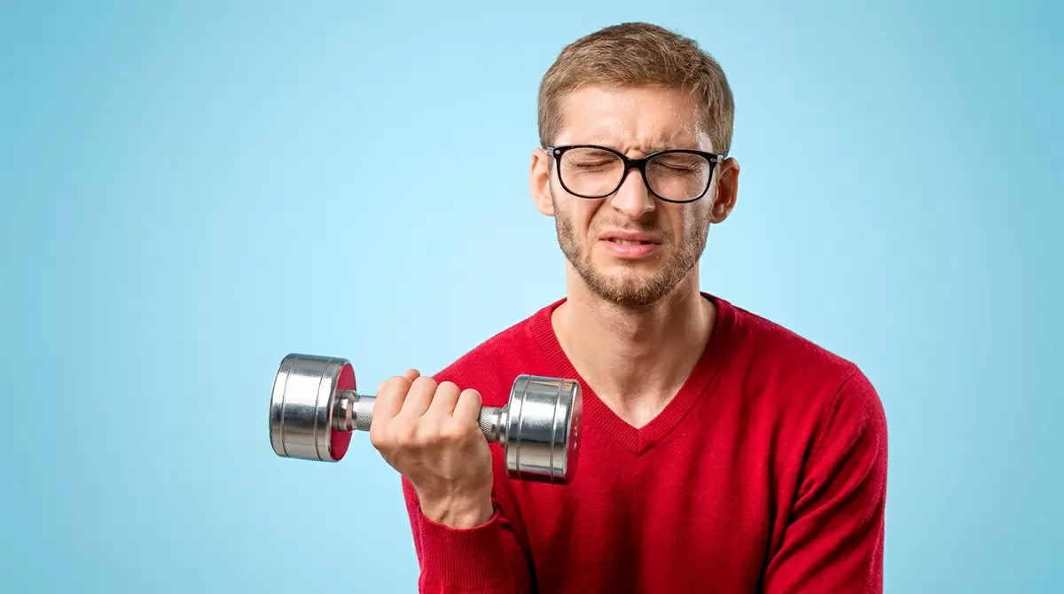 Проблема «надежного мужского плеча»: миф или реальность?